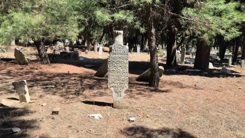 Türk-islam dönemine ait Mezartaşları ve kitabeler gelecek nesillere aktarılacak