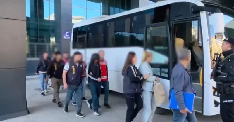 Tekirdağ'da internet üzerinden yasa dışı Bahis faaliyetlerine yönelik düzenlenen operasyonda gözaltına alınan 22 şüpheli
