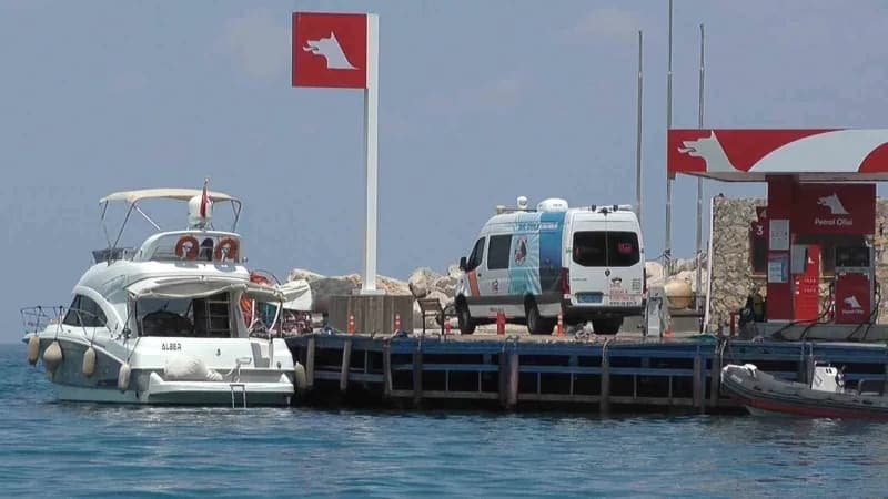 Olayın yaşandığı tekne (Arşiv)