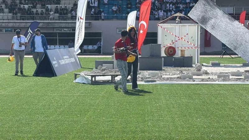 TEKNOFEST 2026 kapsamında düzenlenen 'İleri Otonom Sistemler Tasarım ve Operasyon Yarışması' Adıyaman’da düzenleniyor.