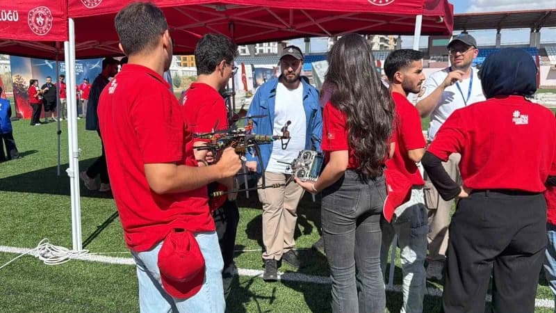 TEKNOFEST 2026 kapsamında düzenlenen 'İleri Otonom Sistemler Tasarım ve Operasyon Yarışması' Adıyaman’da düzenleniyor.