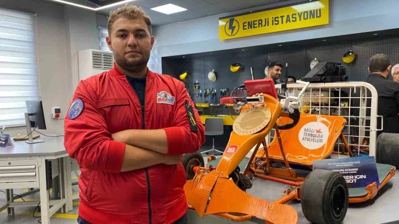 TEKNOFEST 2026'da Sinop Üniversitesi öğrencileri ödül töreninde başarılarını kutluyor
