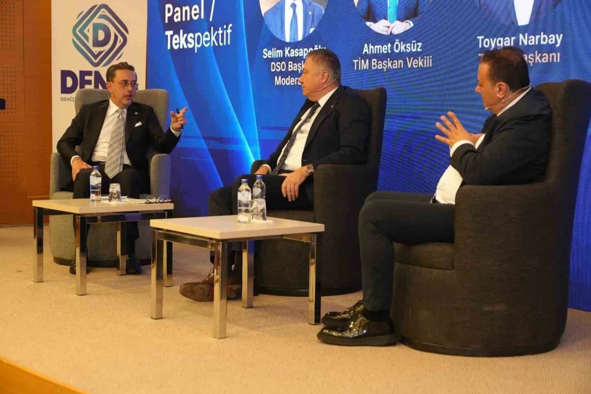 Sektör temsilcilerini Denizli'de buluşturan TEKSPEKTİF programında, Tekstil ve hazır giyimdeki sipariş kayıpları ile art