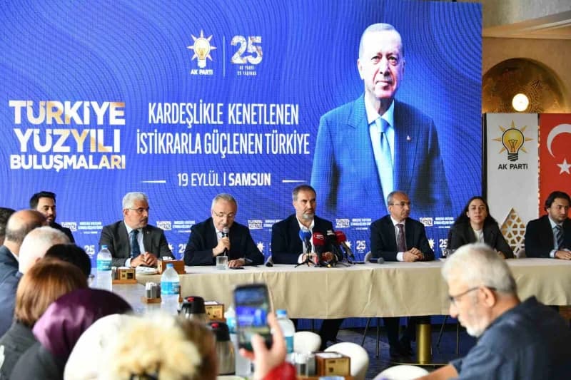 Samsun’da AK Parti İl Başkanlığı’nda düzenlenen ‘Türkiye Yüzyılı Buluşmaları’ programı Canik’te yapıldı.