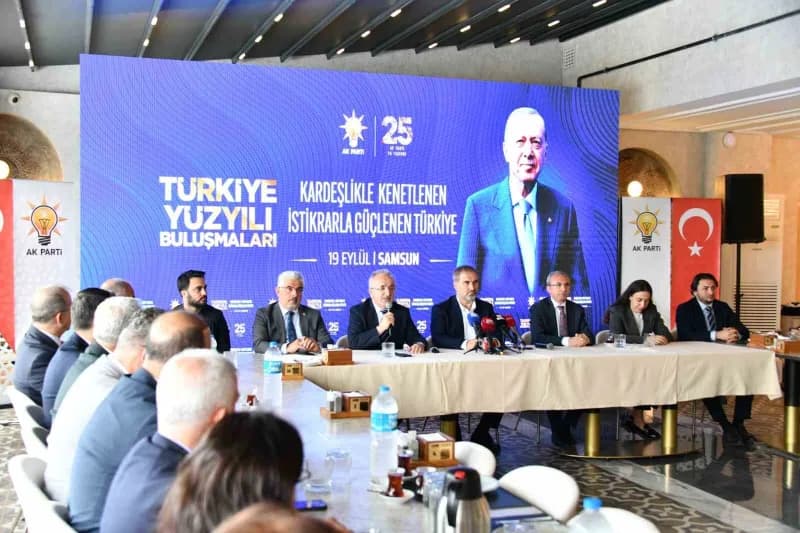 Samsun’da AK Parti İl Başkanlığı’nda düzenlenen ‘Türkiye Yüzyılı Buluşmaları’ programı Canik’te yapıldı.