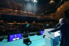 Cumhurbaşkanı Erdoğan, İstanbul'da şehit yakınları ve gazilerin kamu kurumlarına yerleştirilmesi kura töreninde konuşuyo