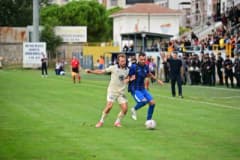 TFF 2. Lig maçında Karacabey Belediyespor ile MKE Ankaragücü oyuncuları sahada mücadele ediyor