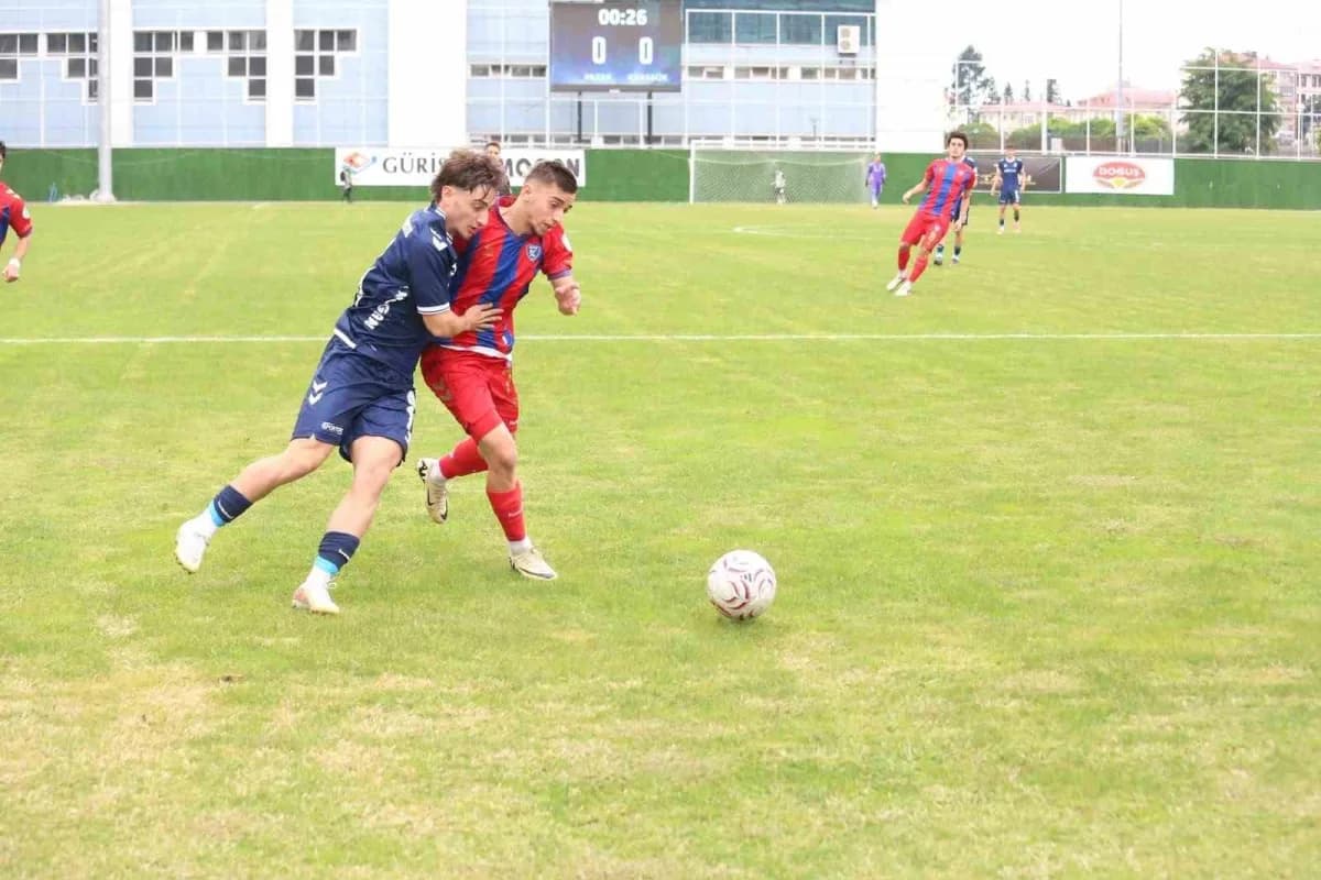 TFF 3. Lig'in 4. Haftasında Pazarspor kendi sahasında ağırladığı Karabük İdmanyurdu Spor'a 1-0 mağlup oldu.