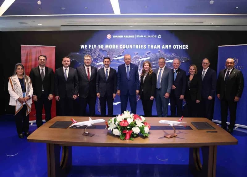Türk Hava Yolları (THY), Boeing ile yapılan anlaşma kapsamında, 100'ü kesin 50'si ilave olmak üzere toplam 150 adede kad