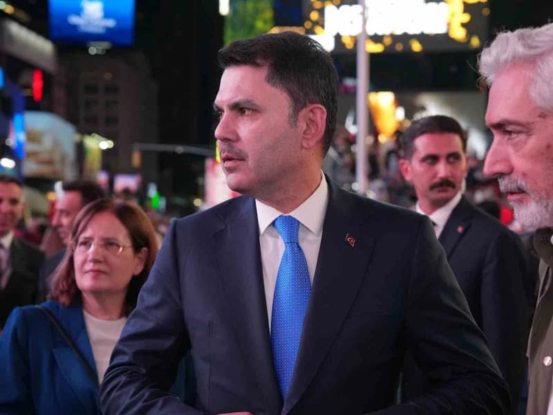 Bakan Kurum, "Tüm ülkeler adına bu süreci yürütüyoruz. Amerika'da, BM'de biliyorsunuz her yıl yüz binlerce kişi gelip BM