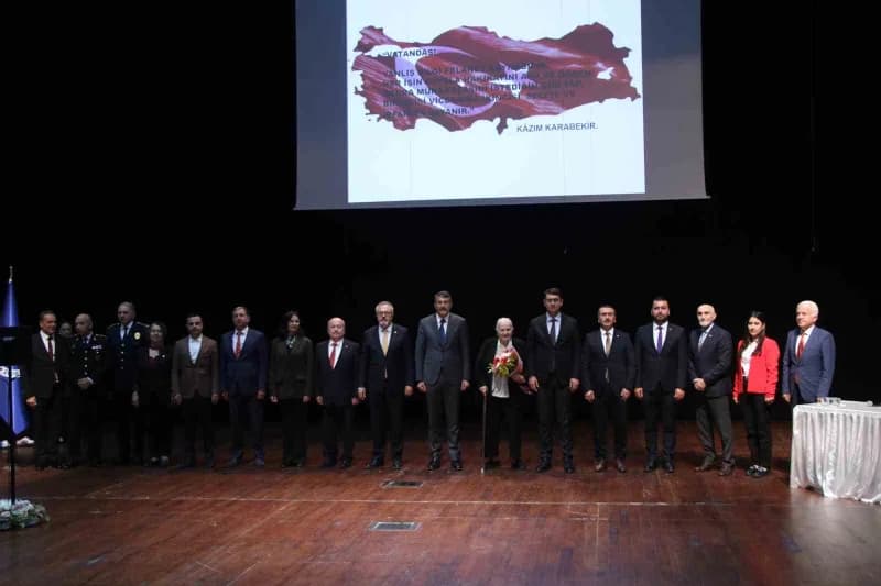 Programa, İçişleri Bakan Yardımcısı Ali Çelik, Uşak Valisi Serdar Kartal, CHP Uşak Milletvekili Ali Karaoba, Cumhuriyet