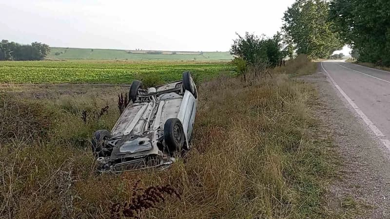 Tokat’ın Yeşilyurt ilçesinde kontrolden çıkarak takla atan otomobilin sürücüsü yaralandı.