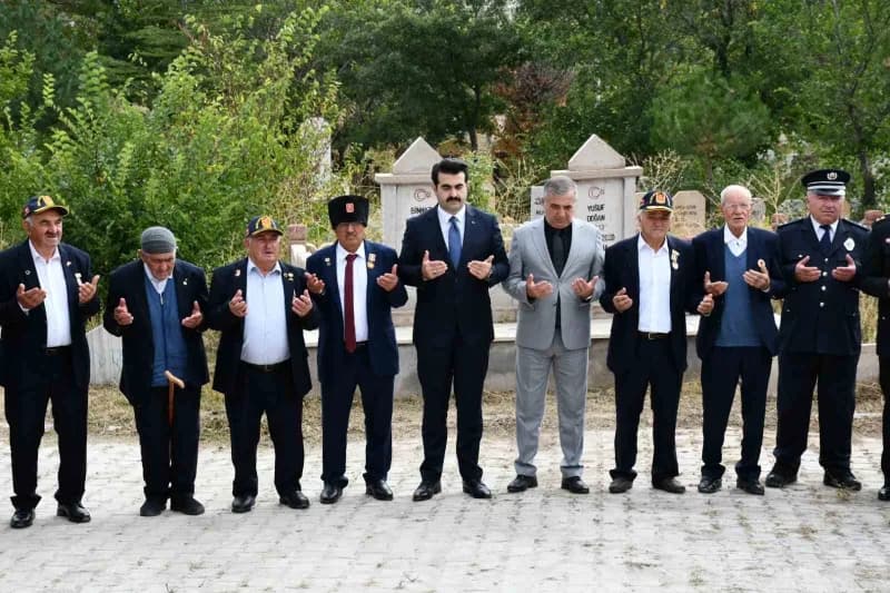 Tomarza'da 19 Eylül Gaziler Günü dolayısıyla bir dizi program düzenlendi.