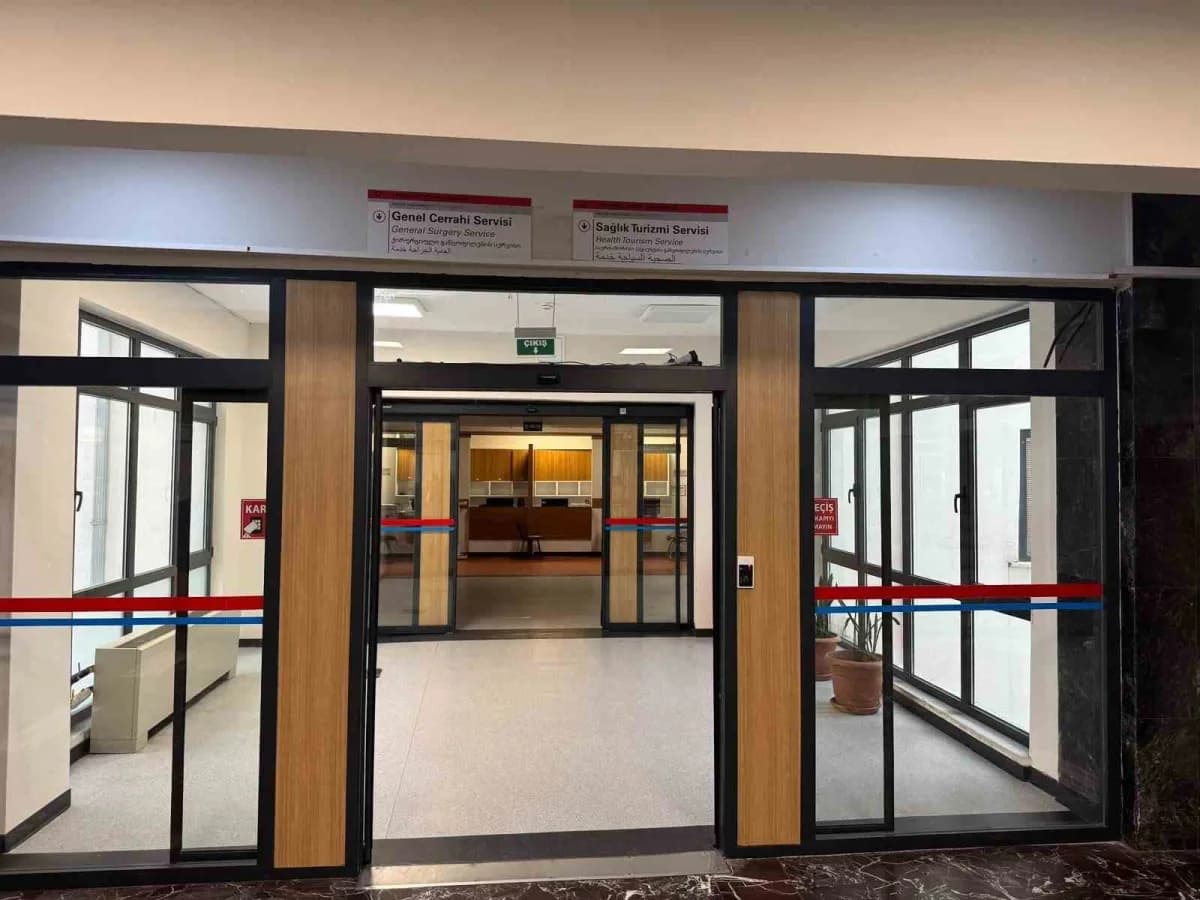 Karadeniz Teknik Üniversitesi (KTÜ) Farabi Hastanesi, sağlık turizmi kapsamında dünyanın farklı ülkelerinden gelen hasta