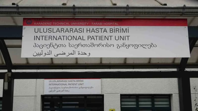 Karadeniz Teknik Üniversitesi (KTÜ) Farabi Hastanesi, sağlık turizmi kapsamında dünyanın farklı ülkelerinden gelen hasta