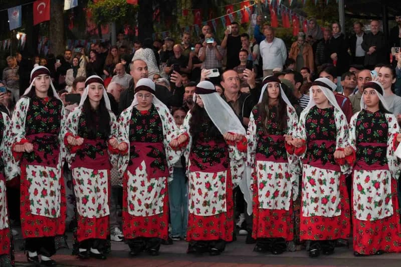 Trabzon ile Mardin arasındaki gönül köprüsünü pekiştirmek amacıyla Mardin Trabzonspor Taraftar Derneği iş birliğiyle Tra