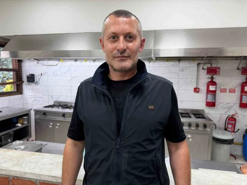 Kaan Bayram, son dönemde hazırlanan palamut şiş, Trabzon’da yavaş yavaş tanınmaya başlandığını belirtti.