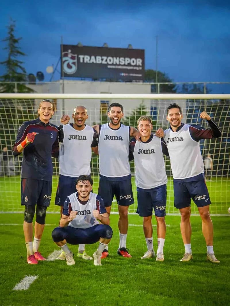 Trabzonspor, Trendyol Süper Lig’in 7. Haftasında deplasmanda Samsunspor ile oynayacağı karşılaşmanın hazırlıklarına 7 gü