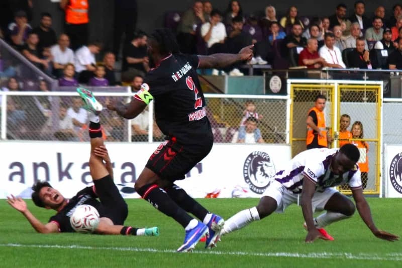 Trendyol 1. Lig'in 8. Haftasında Ankara Keçiörengücü, sahasında ağırladığı Sivasspor ile 1-1 berabere kaldı.