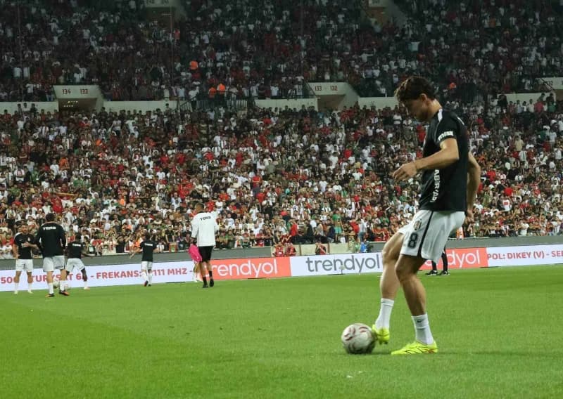 Trendyol Süper Lig'in 6. Haftasında Amed Sportif Faaliyetler, evinde Beşiktaş ile karşılaşıyor. Mücadelenin ilk yarısı e