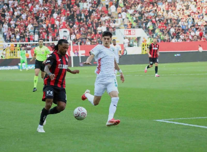 Çorum FK, Trendyol Süper Lig’in 6. Haftasında evinde Corendon Alanyaspor ile karşı karşıya geliyor. Mücadelenin ilk yarı