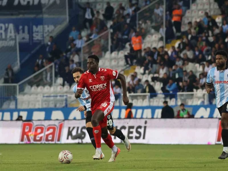 Trendyol Süper Lig'in 6. Haftasında Erzurumspor FK, sahasında Samsunspor'u 1-0 mağlup etti.