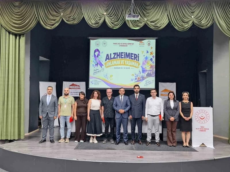 Tunceli’de Alzheimer hastalığı ve bakım süreci panelinden bir görüntü
