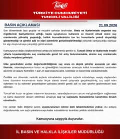 Tunceli Valiliği binası önünde güvenlik önlemleri ve polis araçları