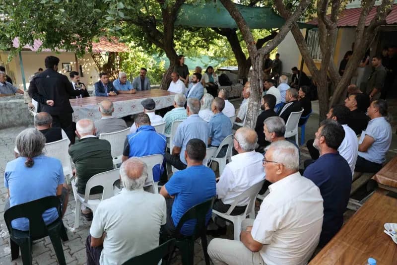 Tunceli Valisi ve Belediye Başkan Vekili Şefik Aygöl, köy ve mezra ziyaretlerini sürdürüyor.