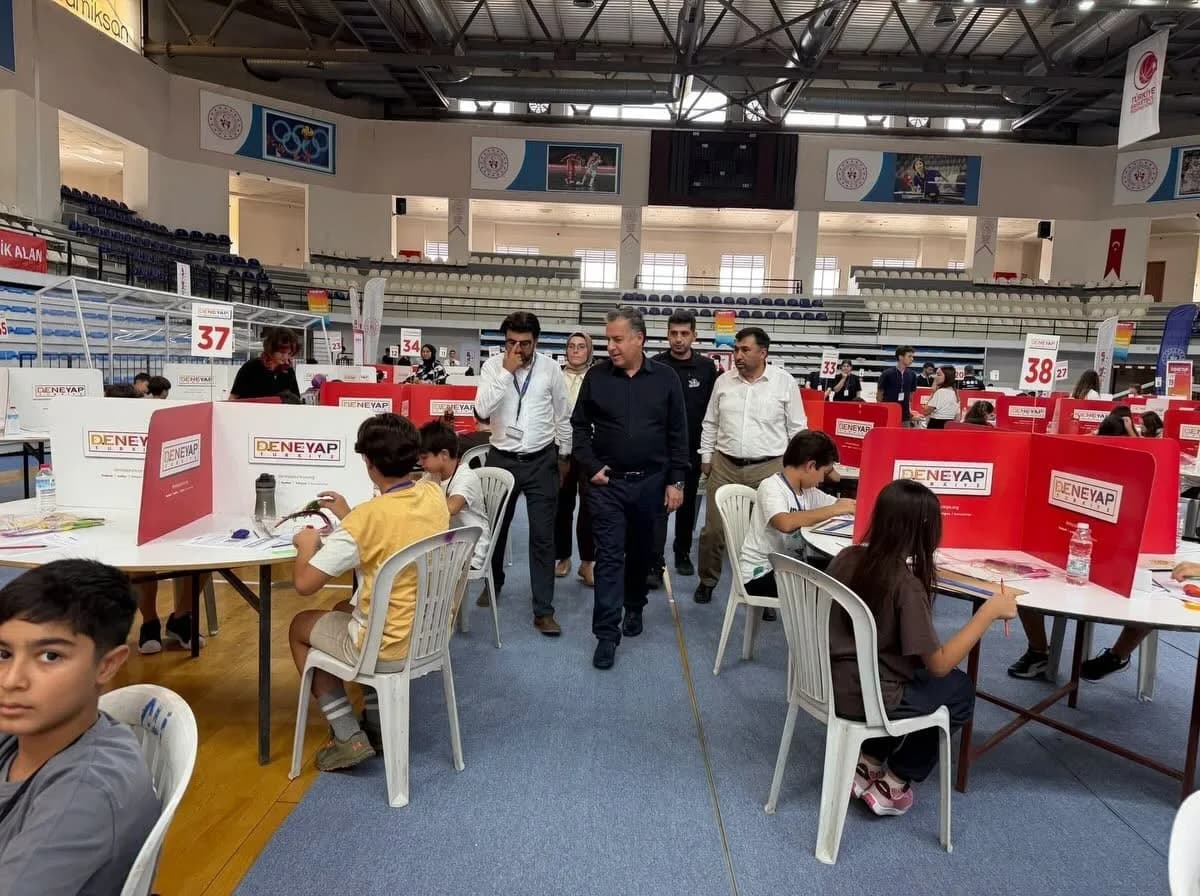 Gençlerin teknoloji ve inovasyon alanındaki yeteneklerini geliştirmelerine katkı sağlayan Deneyap Türkiye Projesi kapsam