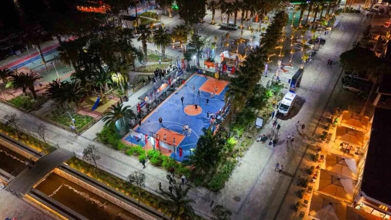 Turgutreis’te basketbol şöleni başladı: şampiyonluk için 56 takım sahaya çıktı