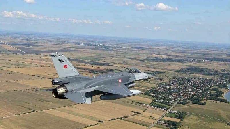 Türk f-16’ları Romanya semalarında Burebista-2026 Tatbikatı başladı