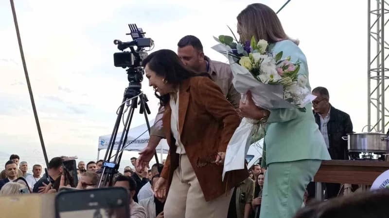 Tekirdağ Büyükşehir Belediyesi tarafından bu yıl ilk kez düzenlenen 1. Uluslararası Gastronomi ve Bağcılık Festivali, bi