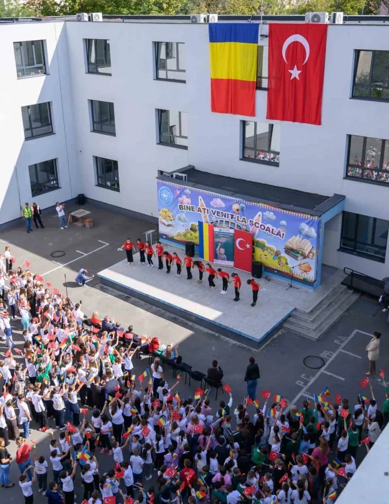 Yunus Emre enstitüsünün Romanya devlet okullarında Türkçeyi öğrencilerle buluşturduğu Tercihim Türkçe Projesi, 2026-2027