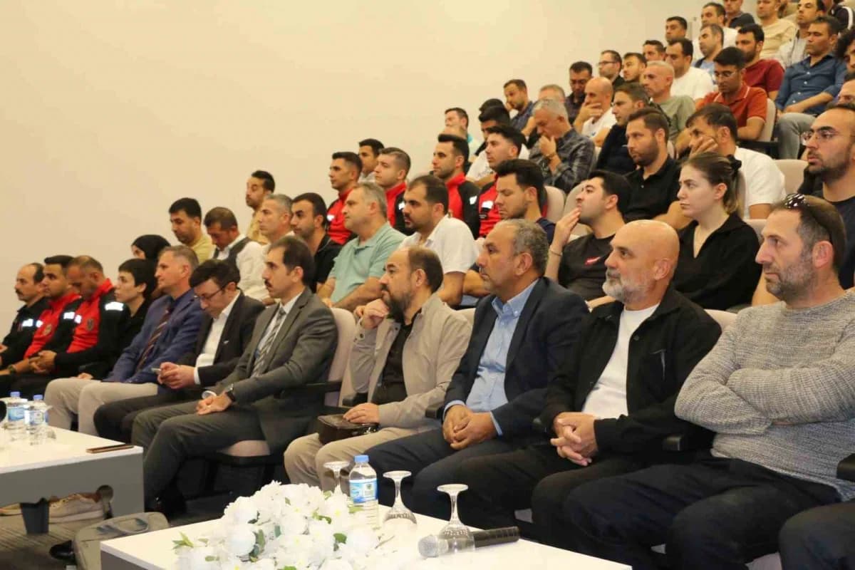 Türkiye Dil Ve Edebiyat Derneği Erzurum Şube Başkanı Murat Ertaş Türk Dil Bayramı münasebetiyle t.c. Adalet Bakanlığı Ce