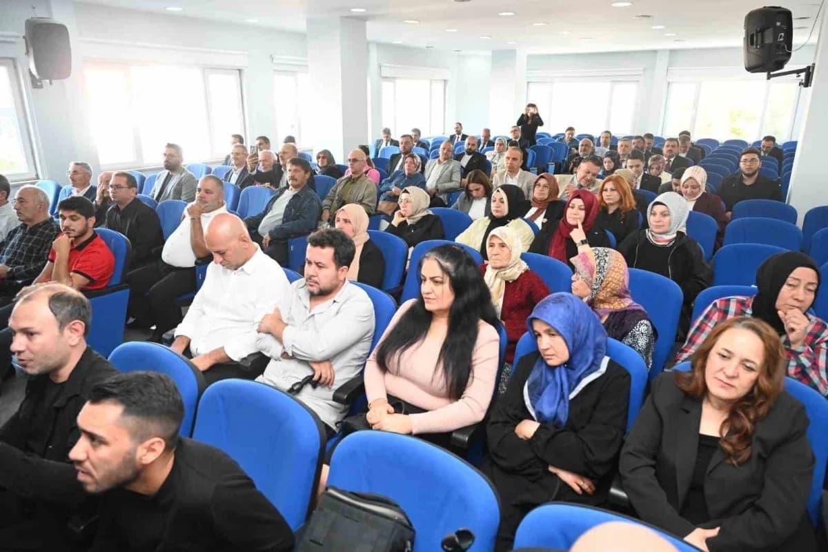 Ulaştırma ve Altyapı Bakanı Abdulkadir Uraloğlu, bir dizi ziyaret ve programa katılmak üzere Isparta’ya geldi. Bakan Ura