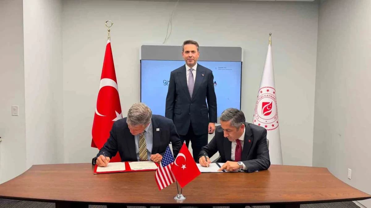 Enerji ve Tabii Kaynaklar Bakanı Alparslan Bayraktar, Türkiye ile ABD arasında Nükleer Enerji alanında yeni bir iş birli