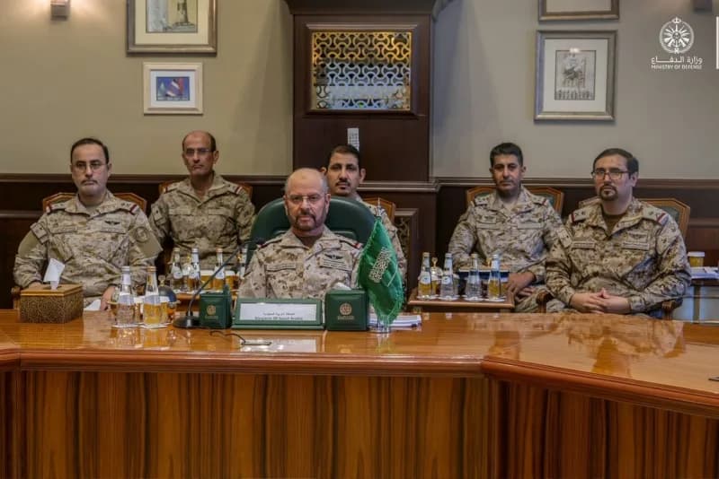 Genelkurmay Başkanı Selçuk Bayraktaroğlu, Pakistan Genelkurmay Başkanı Asim Munir ve Suudi Arabistan Genelkurmay Başkanı