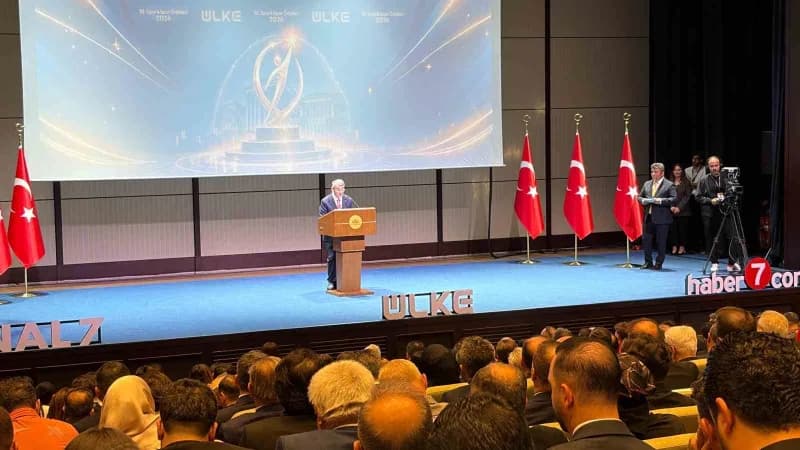 Cumhurbaşkanı Yardımcısı Cevdet Yılmaz, "Bugün ülkemizde toplam 5 bin 555 Gençlik ve Spor tesisi var. 1088 Spor salonu,