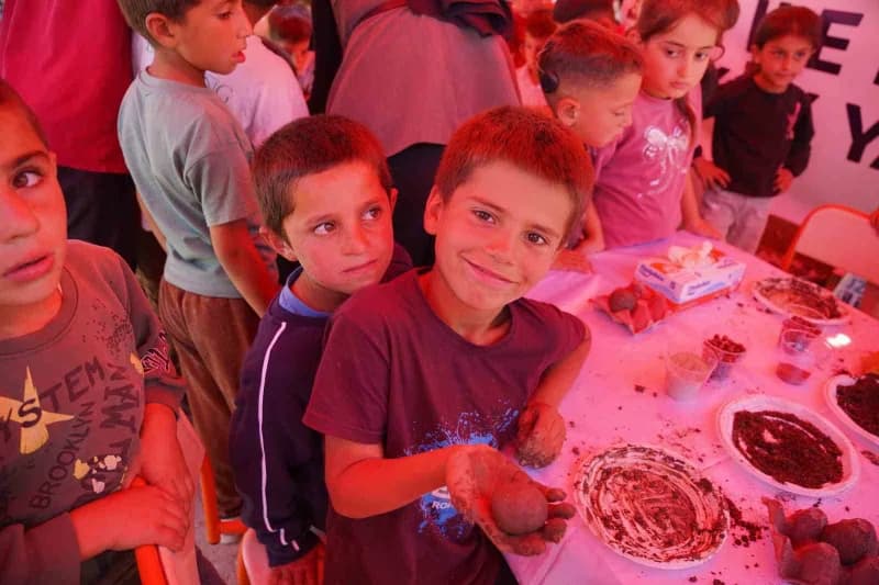 Tuzla Belediyesi ve TÜBİTAK iş birliğiyle hayata geçirilen "Tuzla ile Bilime Her Köy Yakın" projesi kapsamında Batman’ın