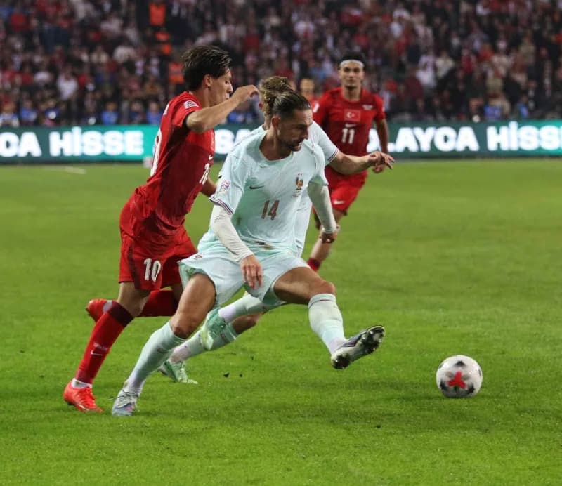 Türkiye a milli futbol takımı, UEFA Uluslar a Ligi 1. Grup ilk maçında KOCAELİ'nde Fransa'ya 1-0 mağlup oldu.