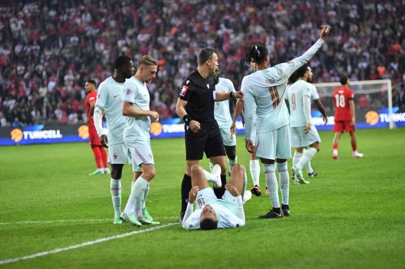 Türkiye a milli futbol takımı, UEFA Uluslar a Ligi 1. Grup ilk maçında KOCAELİ'nde Fransa'ya 1-0 mağlup oldu.