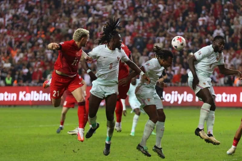 Türkiye a milli futbol takımı, UEFA Uluslar a Ligi 1. Grup ilk maçında KOCAELİ'nde Fransa'ya 1-0 mağlup oldu.