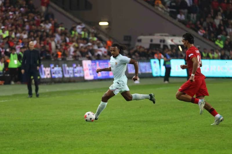 A Milli Futbol Takımı, UEFA Uluslar a Ligi 1. Grup ilk maçında Fransa ile Kocaeli'de karşılaşıyor. Mücadelenin ilk yarıs