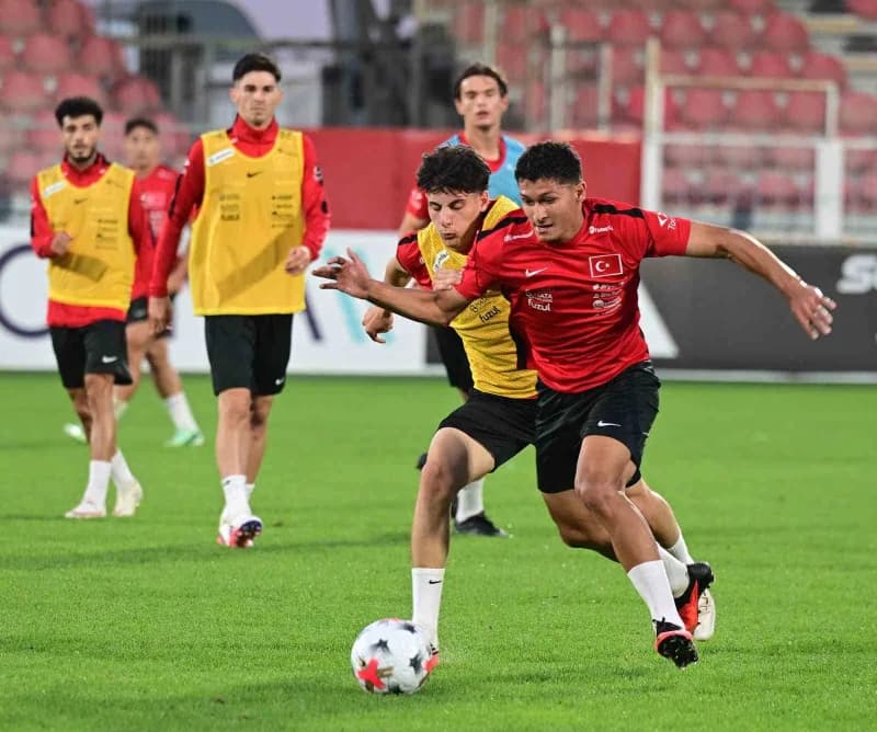 Ümit Milli Takım, 2027 UEFA Avrupa U21 Şampiyonası eleme grubu maçında Ukrayna ile oynayacağı maçın hazırlıklarına yaptı