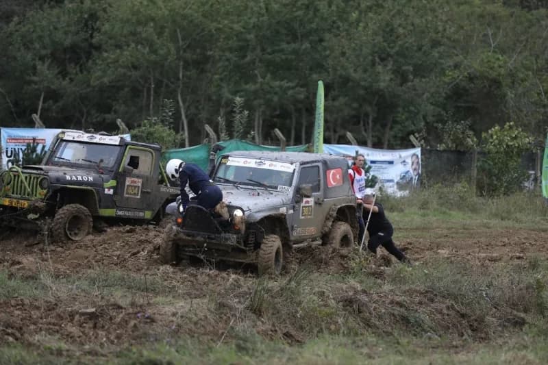 19. Karadeniz offroad Kupası’nın 2. Ayak Yarışları, Ordu’nun Ünye ilçesinde gerçekleştirildi.