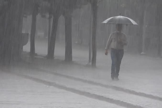 Uşak'ta kuvvetli sağanak yağış uyarısı yapılan meteoroloji haritası