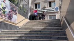 Pendik'te bir otelde polis ekipleri tarafından yakalanan uyuşturucu hükümlüsü Hüseyin K.