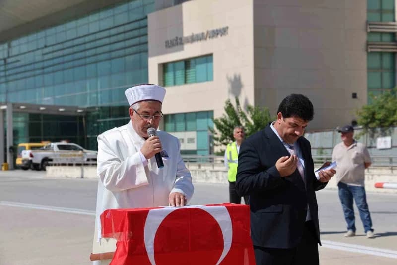 Karşılama töreninde İl Müftüsü Yusuf Bingöl tarafından dua edildi.