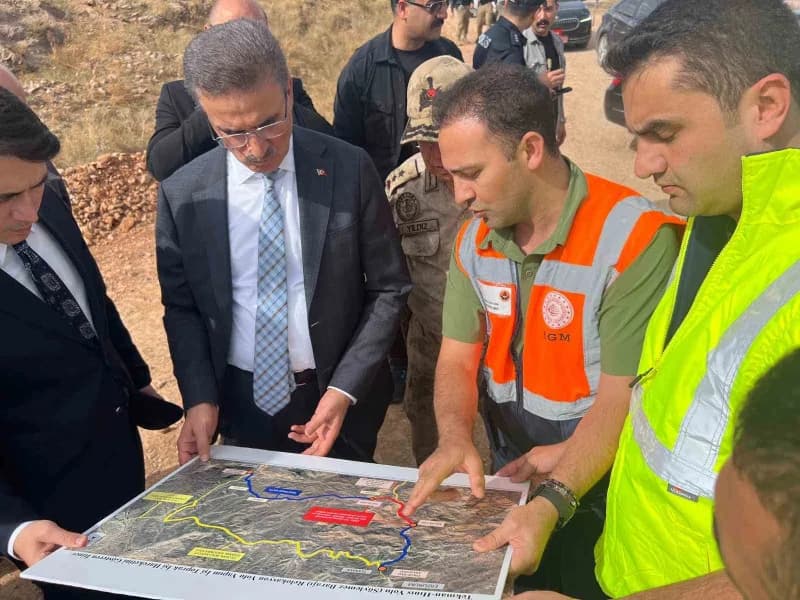 Erzurum Valisi Aydın Baruş, kentin güney ilçelerinden Tekman’ı ziyaret ederek bir dizi inceleme, denetleme ve temaslarda